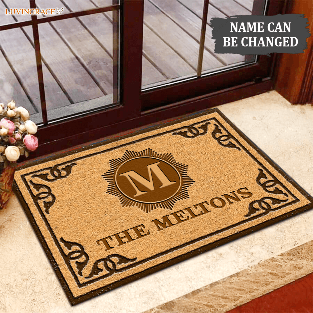 Luvingrace M05 Vintage Monogram Collection Family Name Personalized Doormat