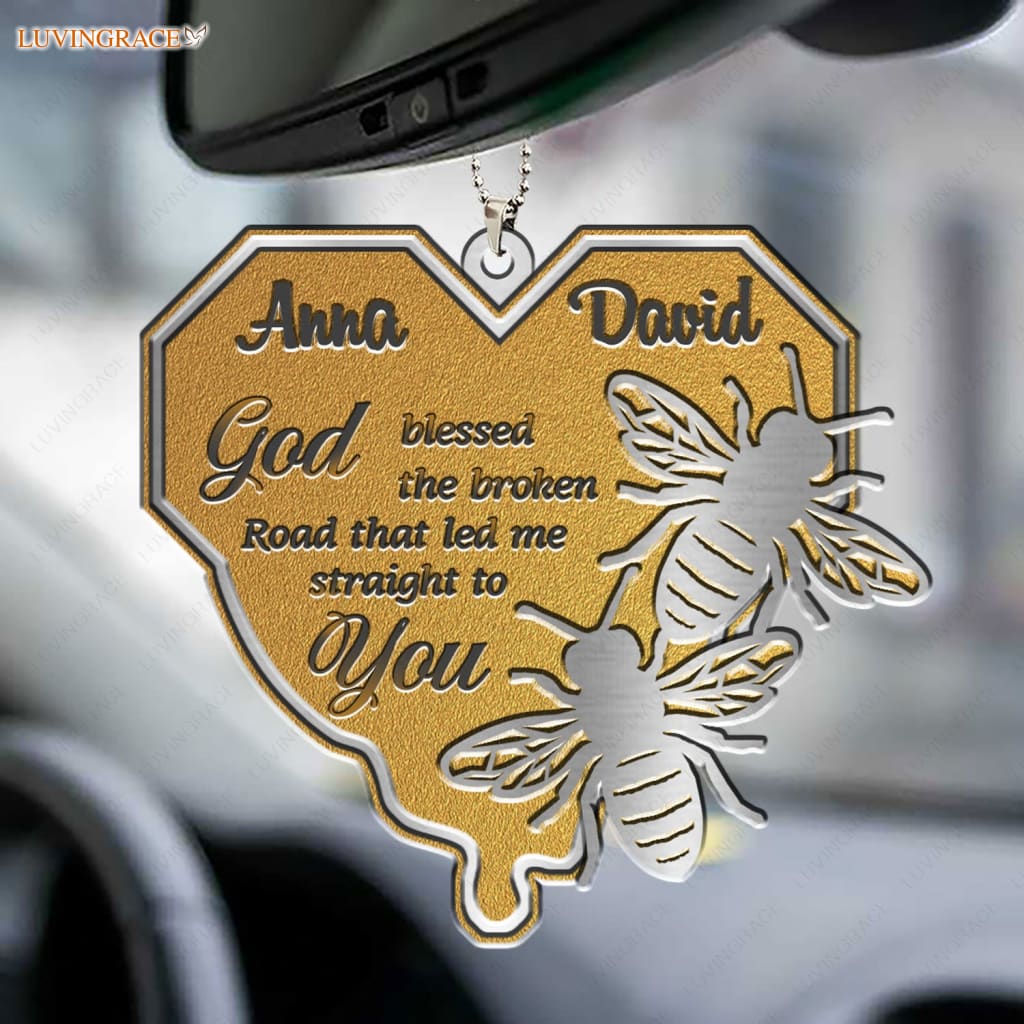 Luvingrace M75 Bee Couple God Blessed Personalized Ornament